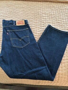 NWOT Levi's Men's Deep Indigo Straight Jeans